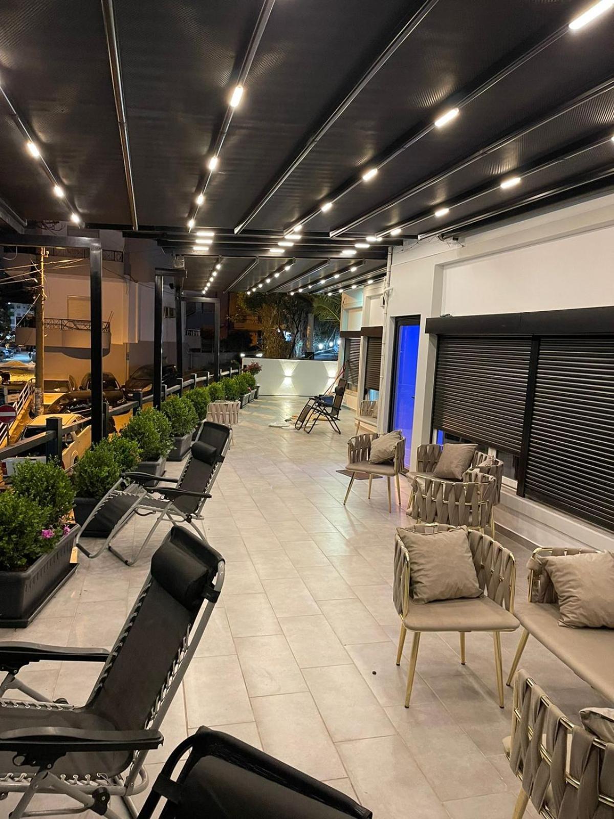 Aries Apartments Sarandë エクステリア 写真