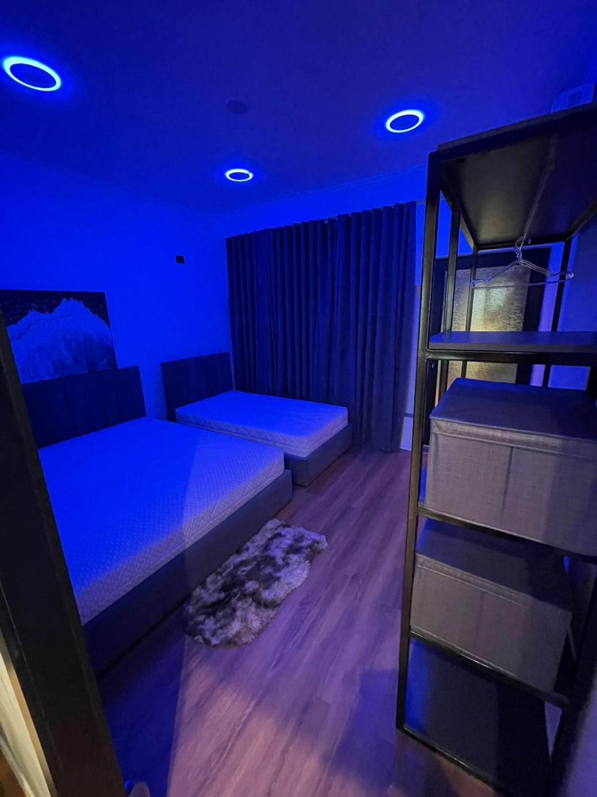 Aries Apartments Sarandë エクステリア 写真