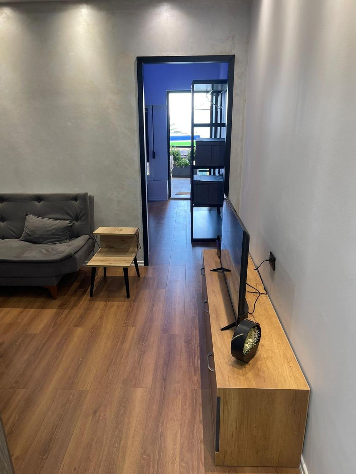 Aries Apartments Sarandë エクステリア 写真