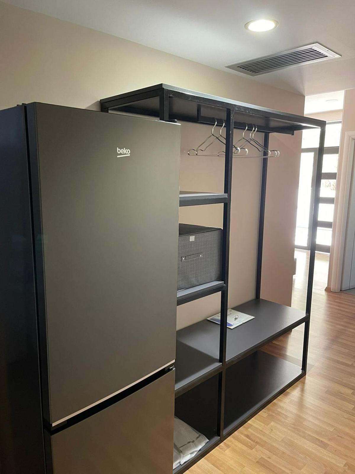 Aries Apartments Sarandë エクステリア 写真