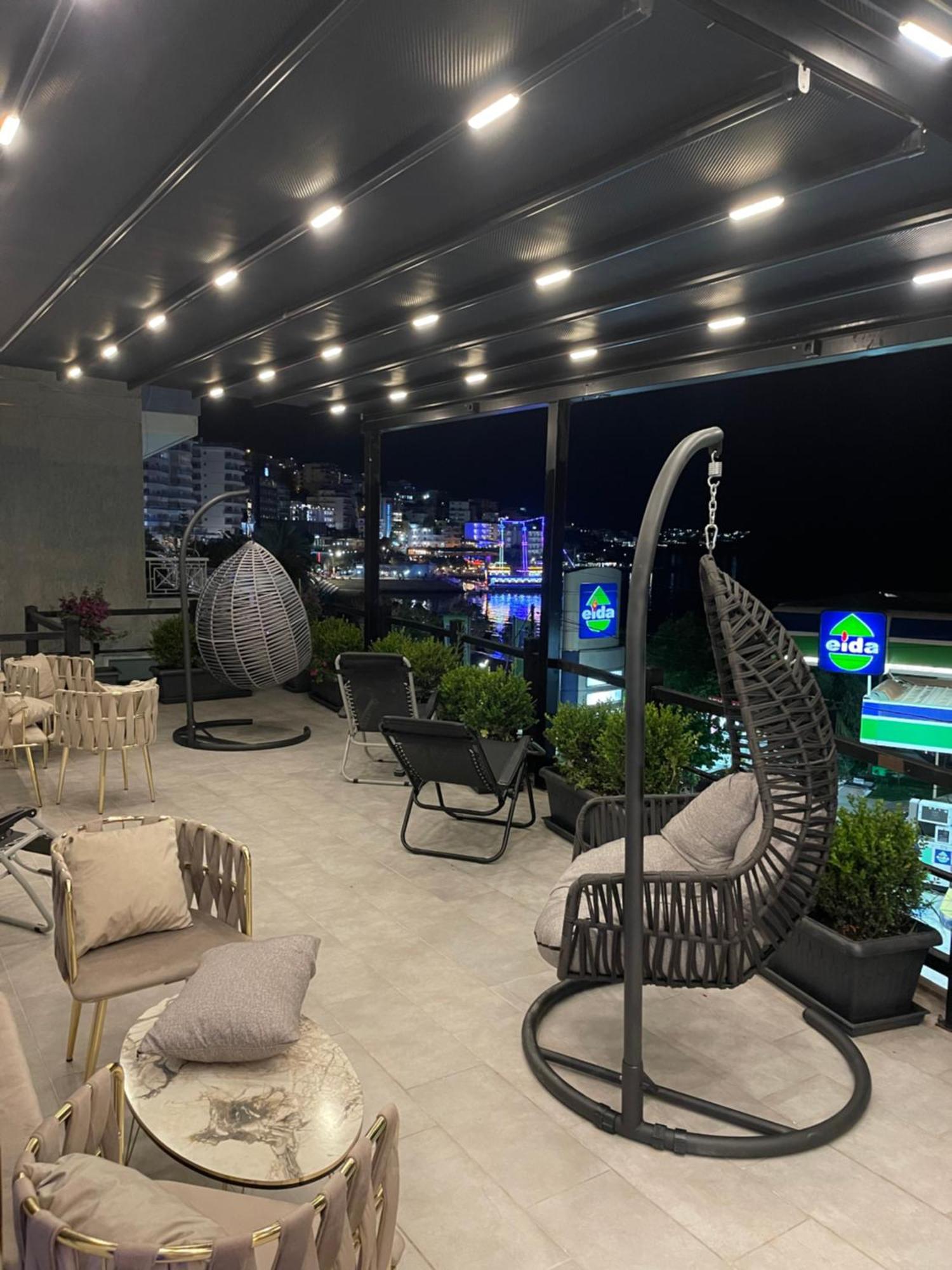 Aries Apartments Sarandë エクステリア 写真